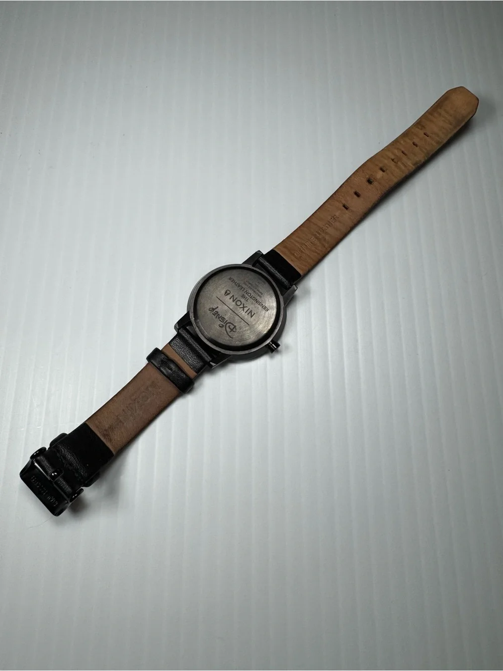 Nixon kensington watch